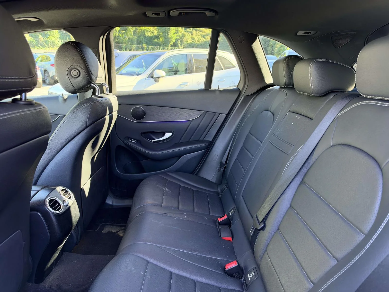 Used 2022  Mercedes-Benz GLC 300 image 6