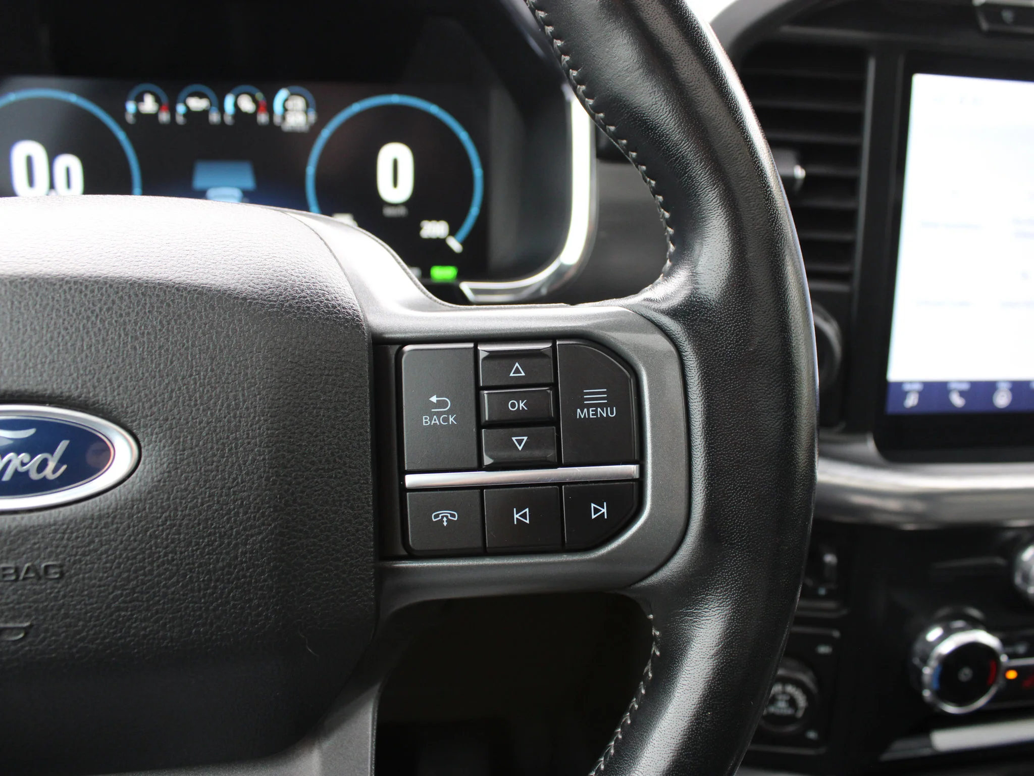 Used 2022 Grey Ford LARIAT * Hybrid V6 | 3M PPF | Remote Start | Adaptive Cruise | Tonneau Cover | Apple CarPlay image 25