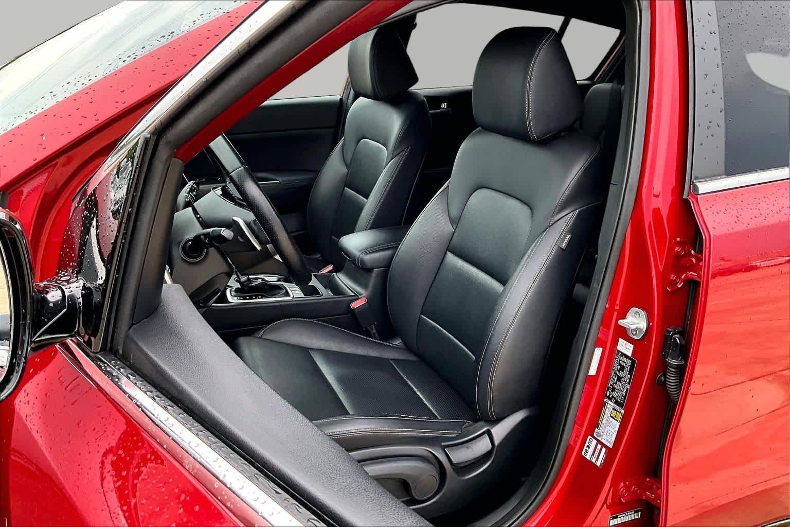 Used 2020 Hyper Red Kia S image 8