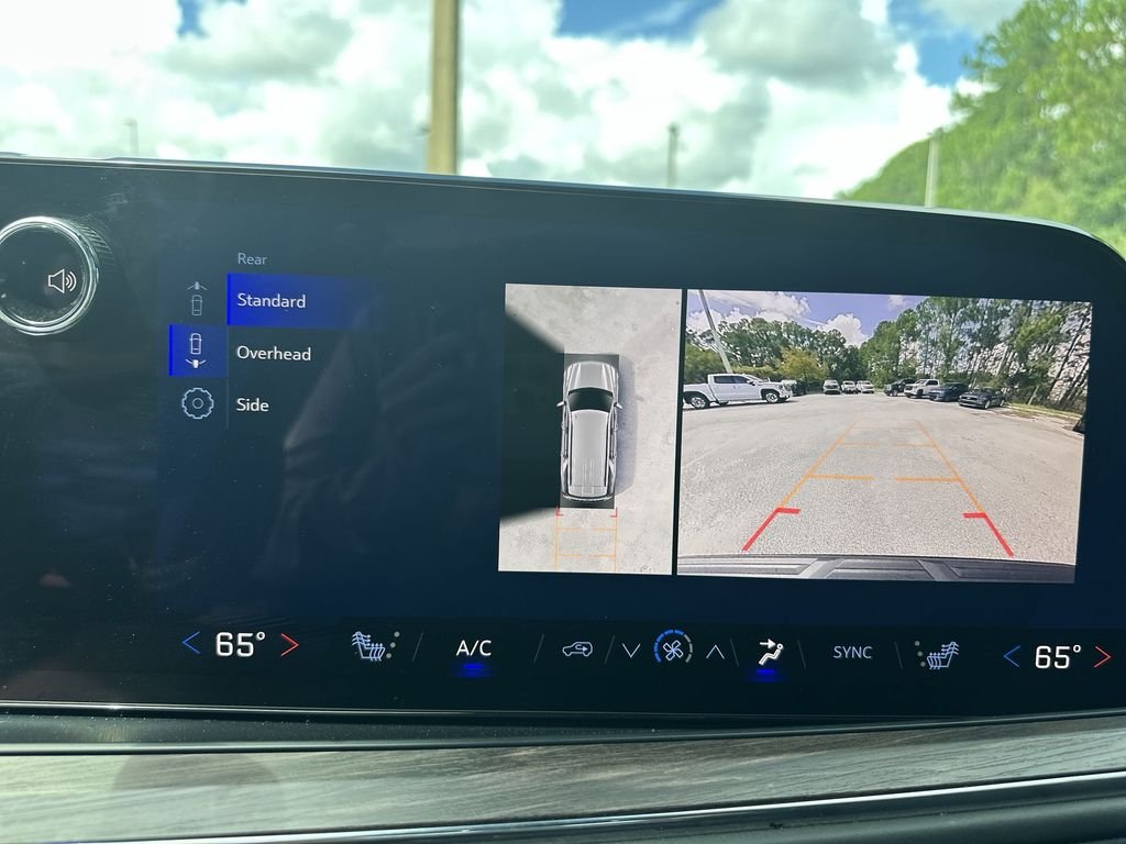 2025 Chevrolet Tahoe LT - Photo 15
