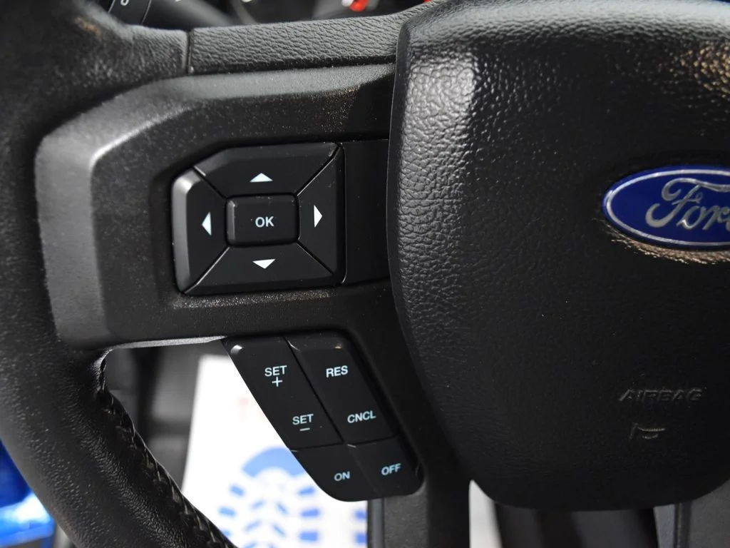 Certified Used 2020 Blue Ford XLT image 11