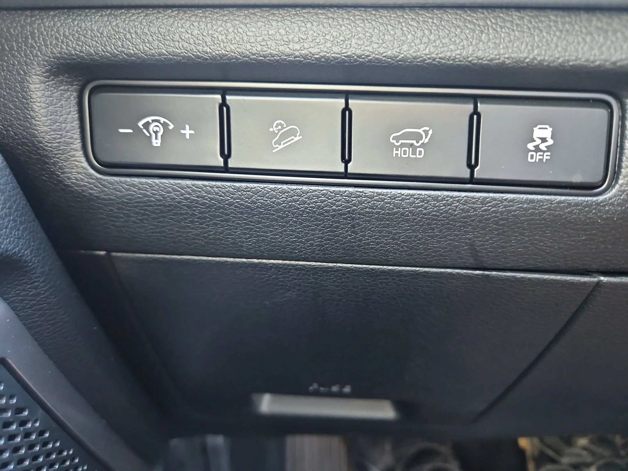 Used 2025 Dark Moss Kia S image 25