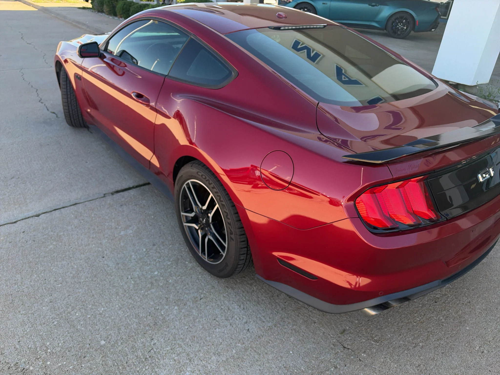 Used 2018 Ruby Red Tinted Clearcoat Metallic Ford GT image 8