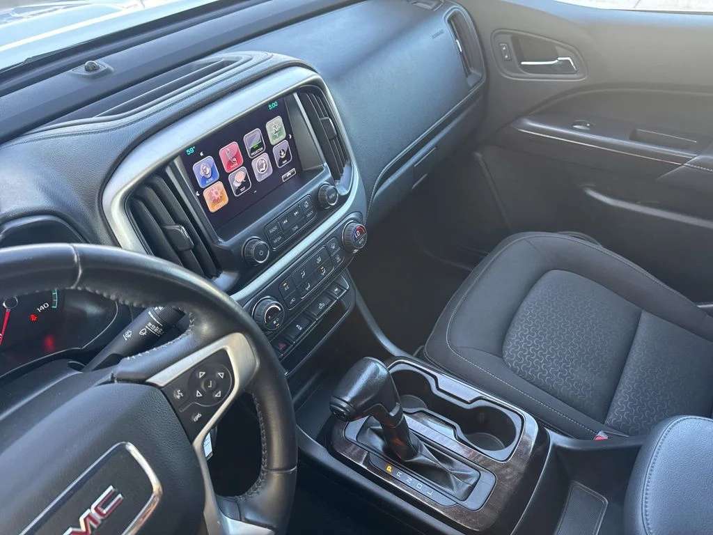 Used 2017 White GMC SLE1 image 18