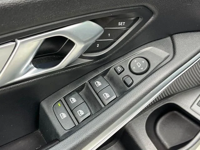 Used 2022 White BMW 330i image 12