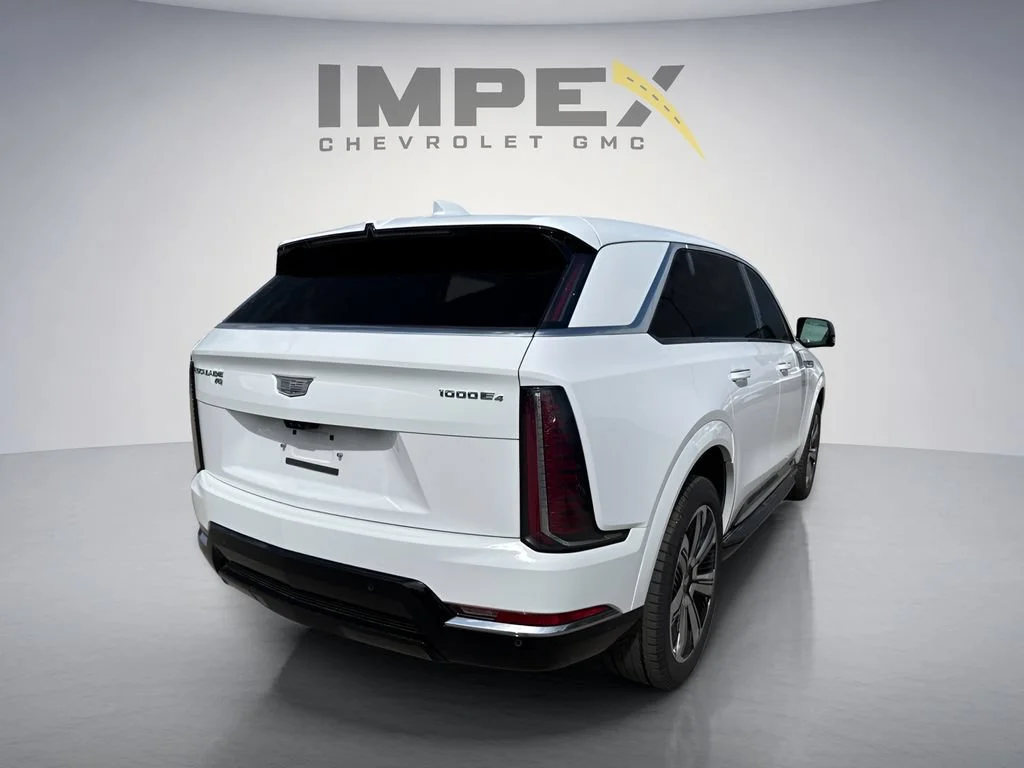 Used 2025 Summit White Cadillac Luxury 2 image 4