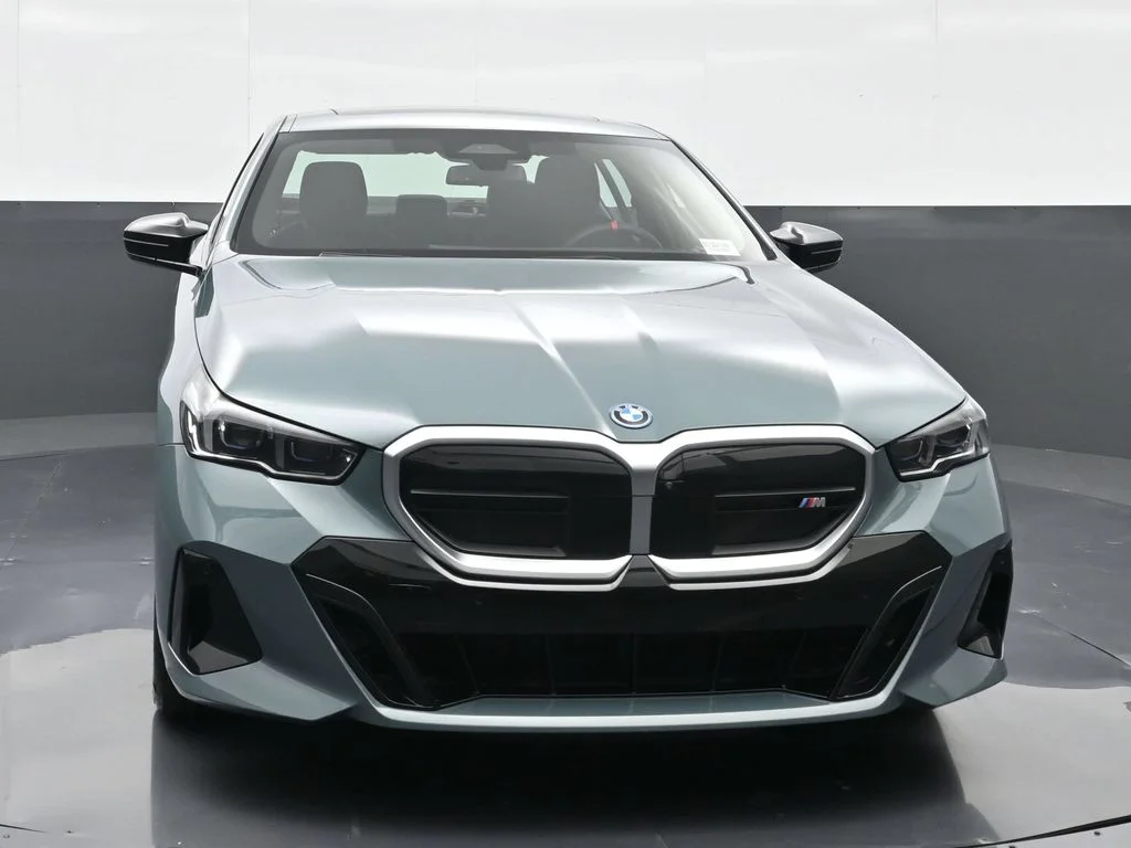 Certified Used 2024 Cape York Green Metallic BMW M60 image 15