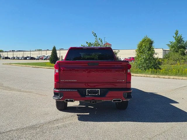 Used 2021 Red Chevrolet RST image 6