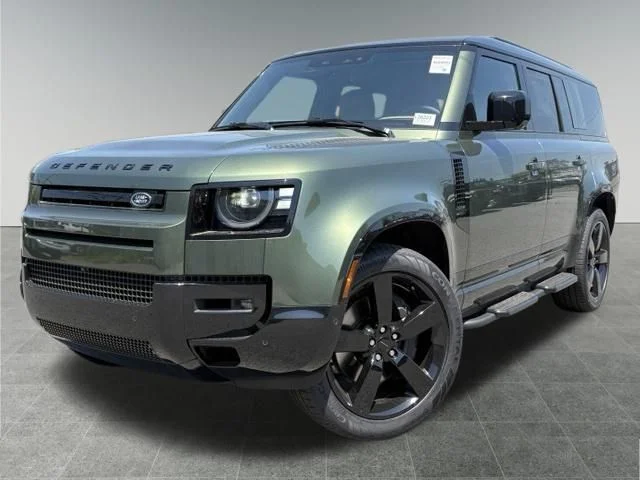2026 Land Rover Defender 130 X-Dynamic SE P400's photo