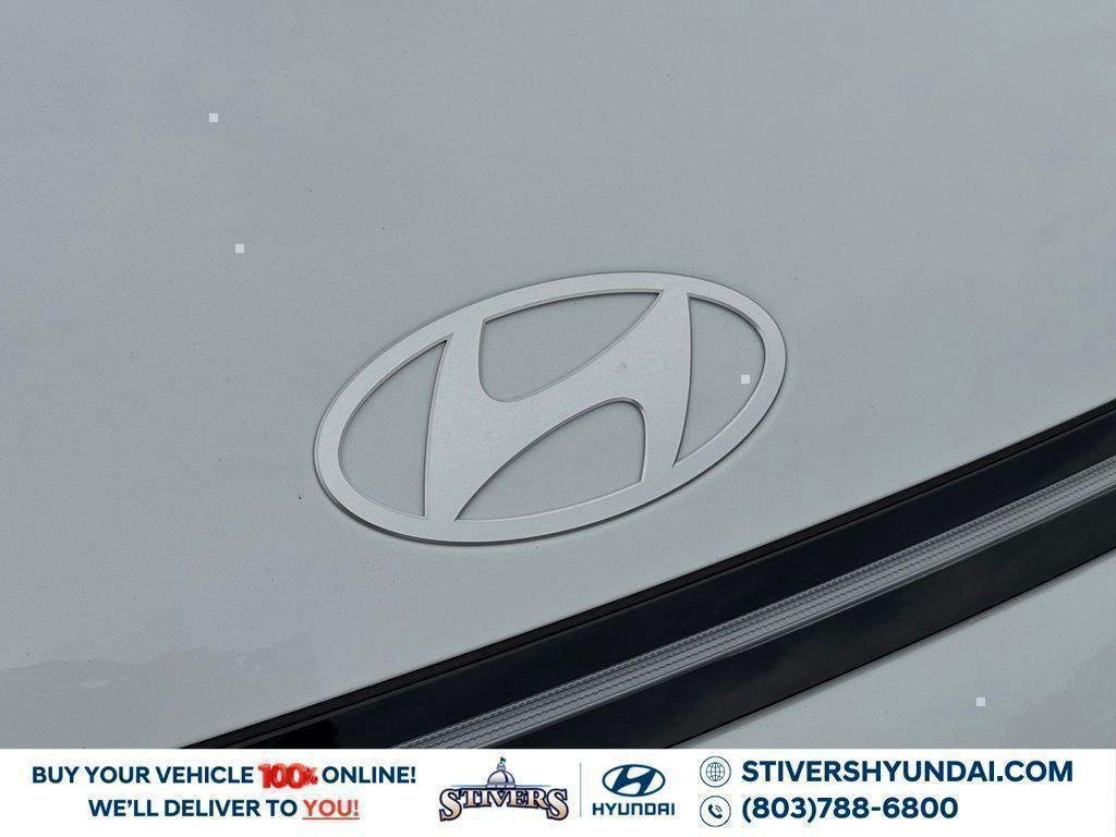 New 2027 White Hyundai SE FWD image 7