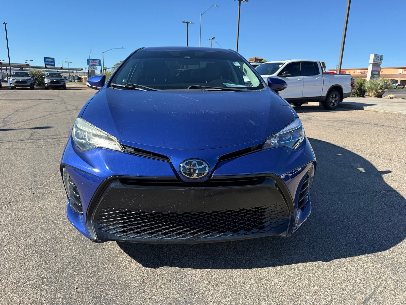 Used 2018 Toyota Corolla SE with VIN 2T1BURHE4JC991082 for sale in Kingman, AZ