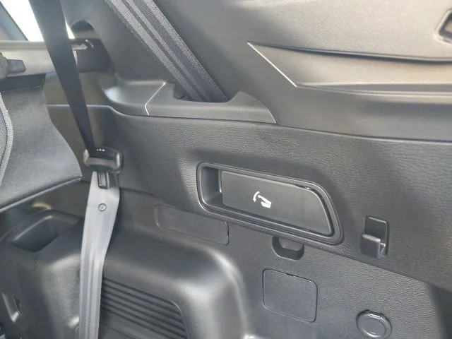 New 2026 Gray Mitsubishi SE image 34