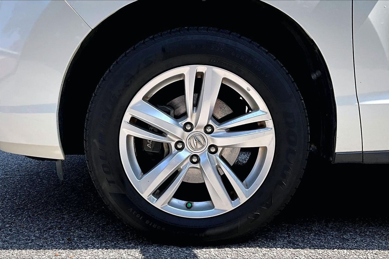Used 2015  Acura Base image 34