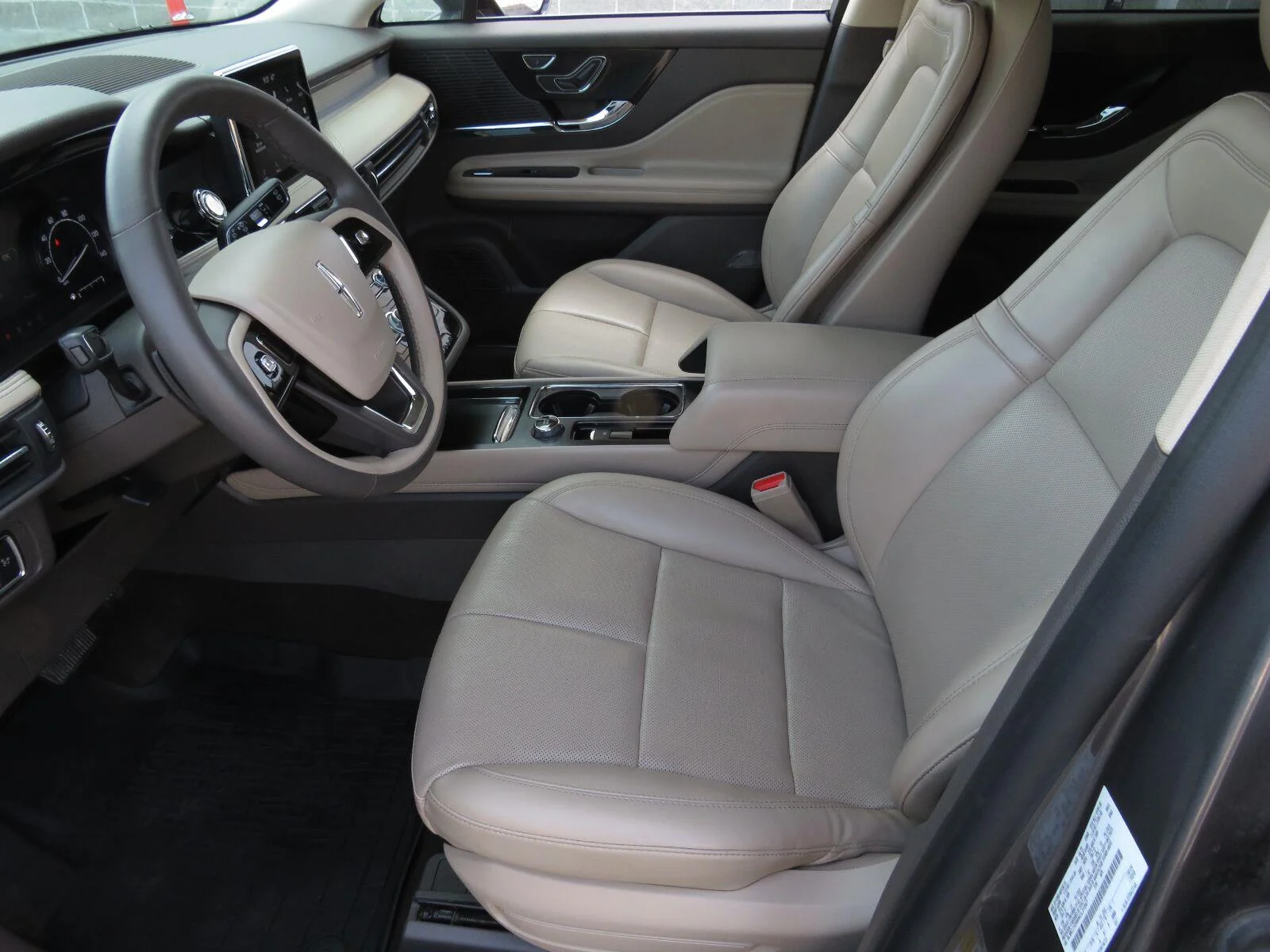 Used 2022 Asher Gray Metallic Clearcoat Lincoln Standard image 20