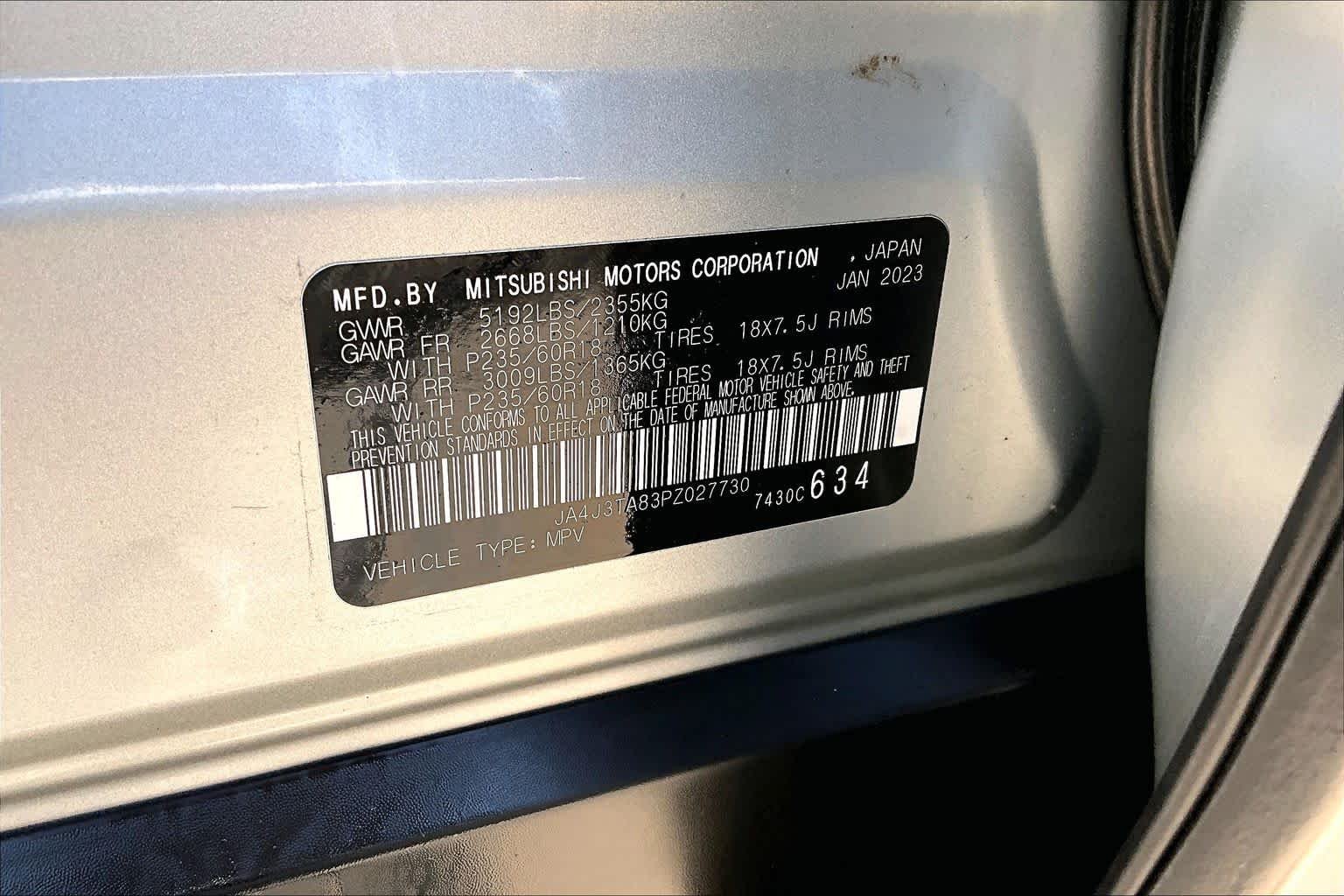 Used 2023 Alloy Silver Metallic Mitsubishi ES image 62
