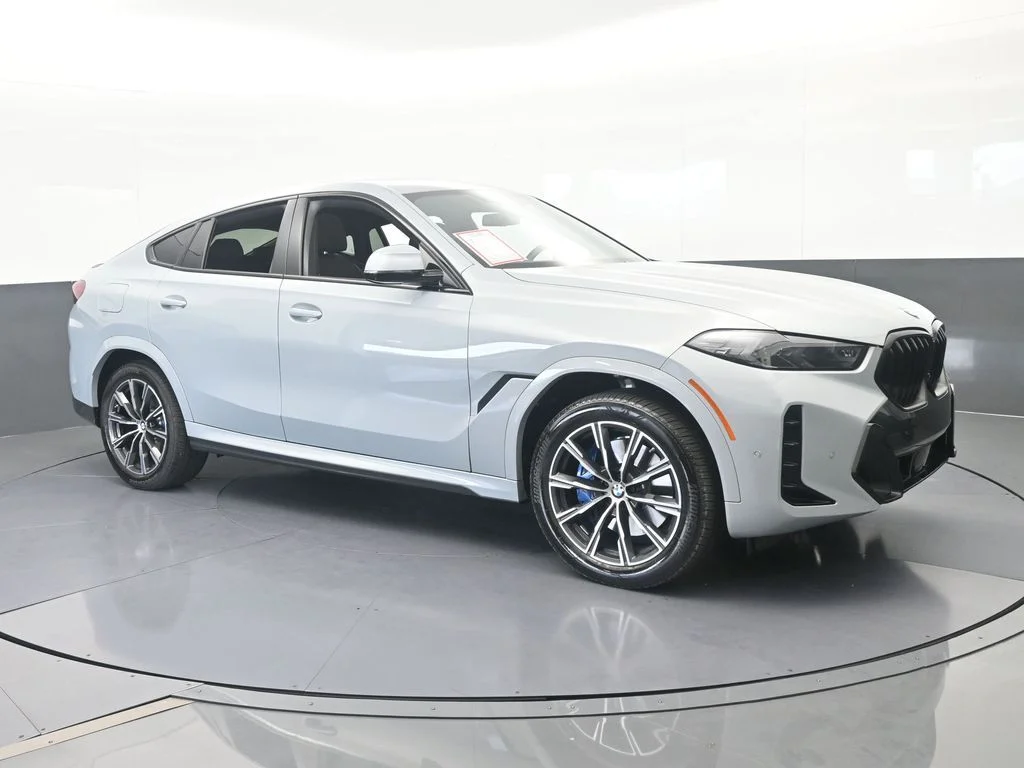 Used 2026 Gray Metallic BMW xDrive40i image 8