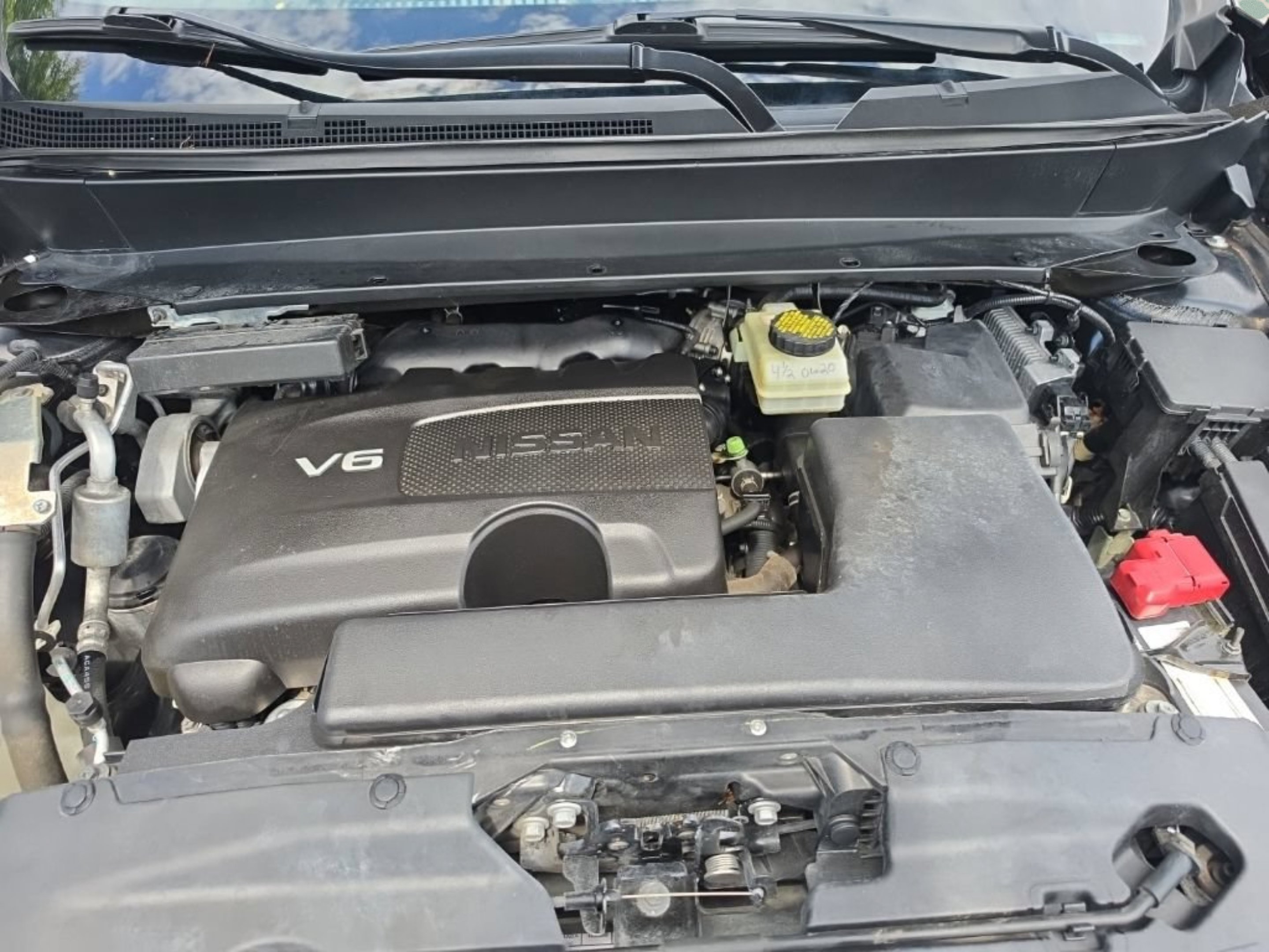 Used 2018 Black Nissan Platinum image 9
