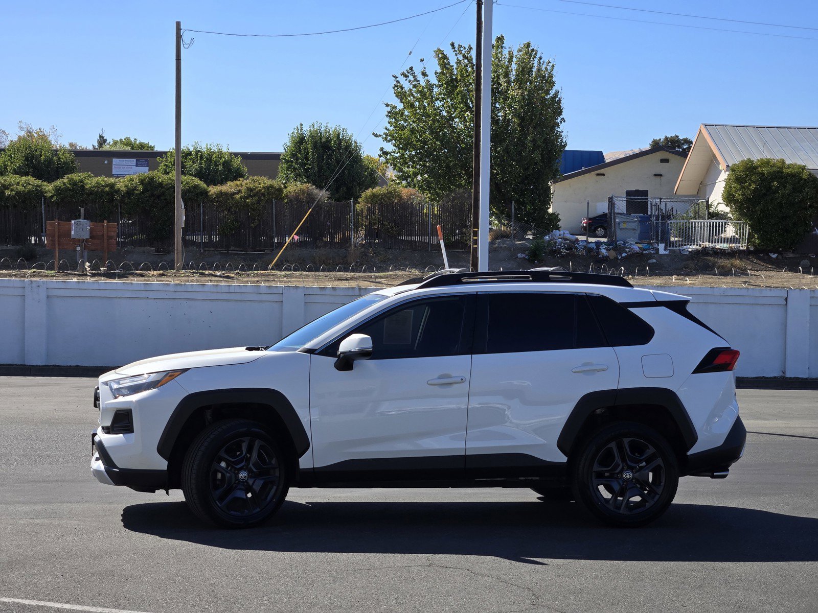 Used 2022 White Toyota Adventure image 7