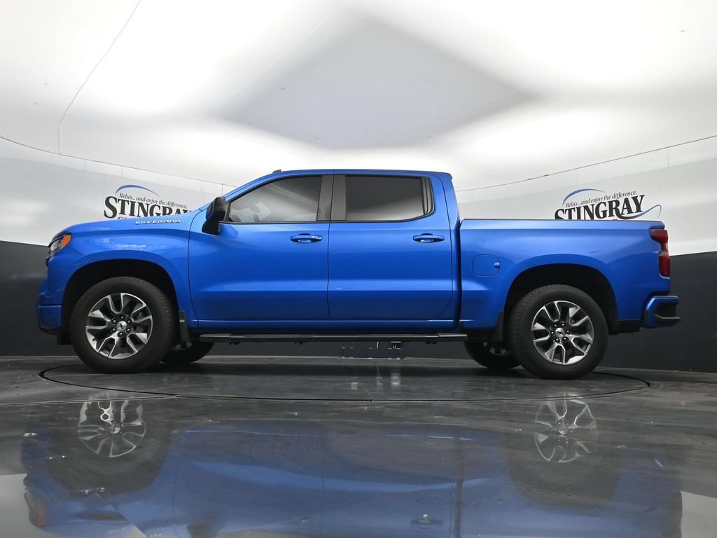 Used 2025 Riptide Blue Metallic Chevrolet RST image 29