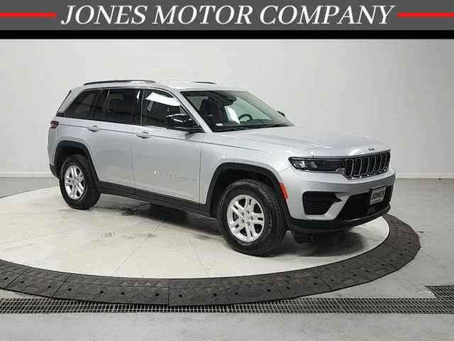 2024 Jeep Grand Cherokee Laredo
