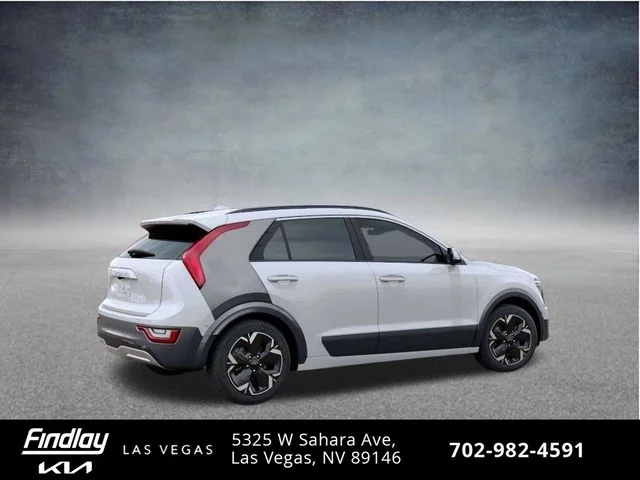 New 2026 White Kia Wave image 7