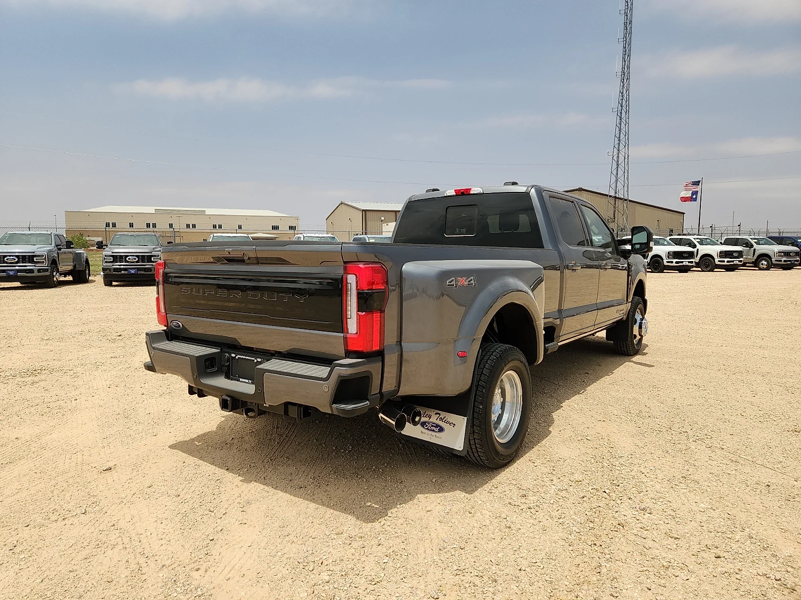 New 2026 Carbonized Gray Metallic Ford F-350® Platinum® image 7