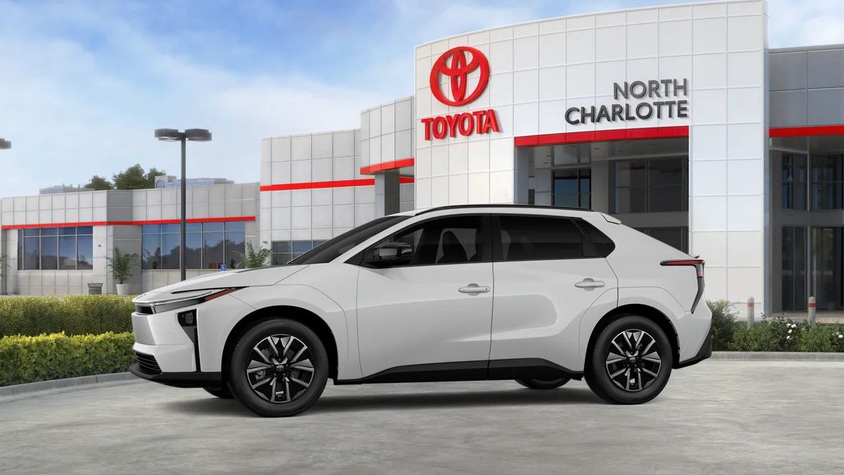 New 2026 Wind Chill Pearl Toyota XLE image 68