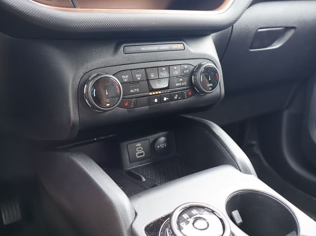 Used 2023 Black Ford Badlands image 16
