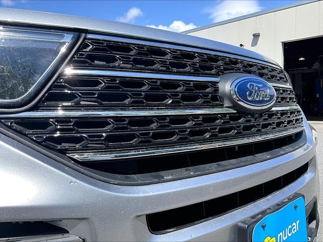 Used 2024 Silver Ford XLT image 32