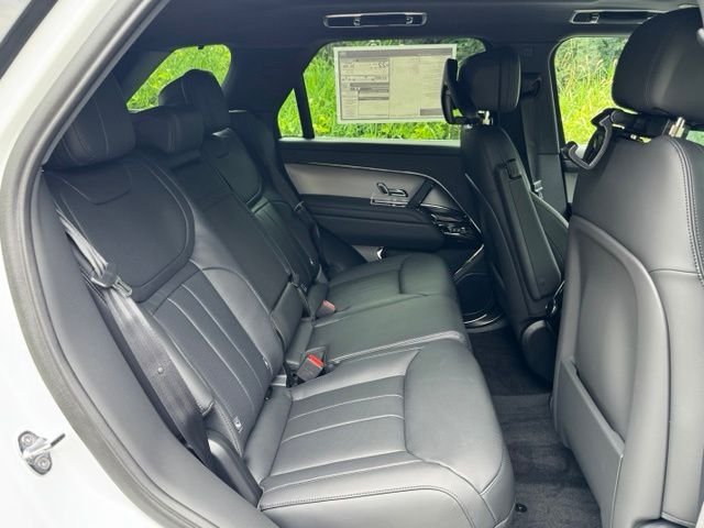New 2026 Fuji White Land Rover SE image 17