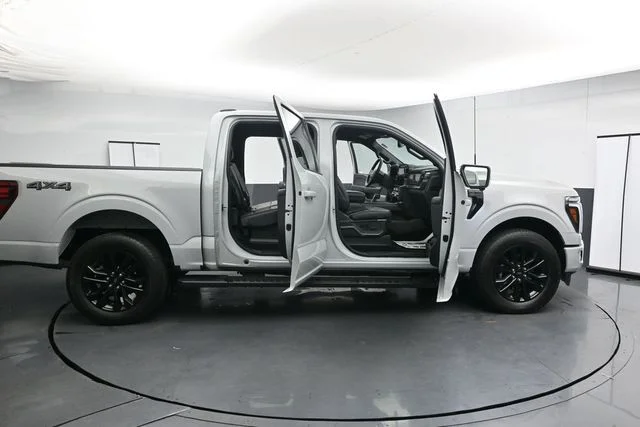 Used 2024 White Ford Lariat image 38