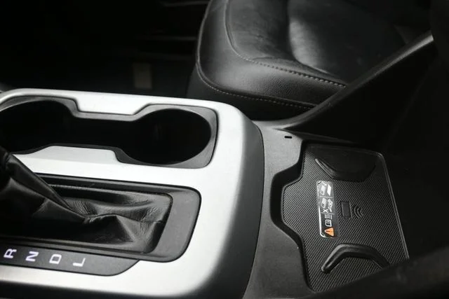 Used 2018 White Chevrolet ZR2 image 28