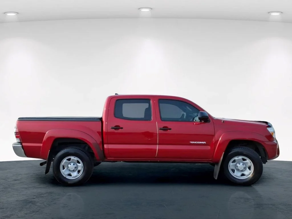 Used 2015 Red Toyota PreRunner image 5
