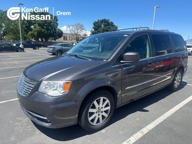 Used 2016 Granite Crystal Metallic Clearcoat Chrysler Touring image 1