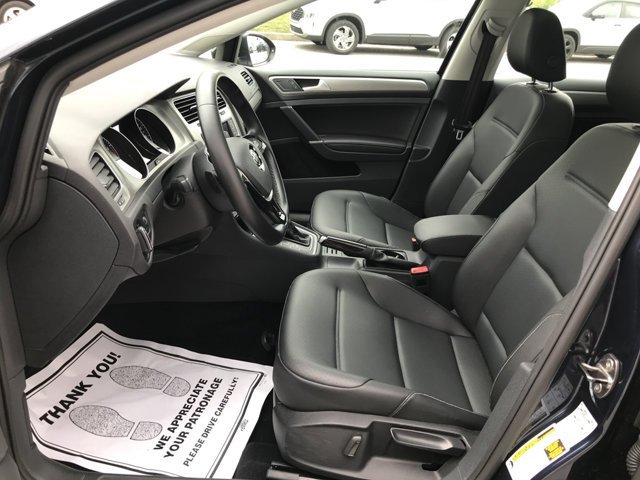 Used 2016 Night Blue Metallic Volkswagen TSI Limited Edition image 26