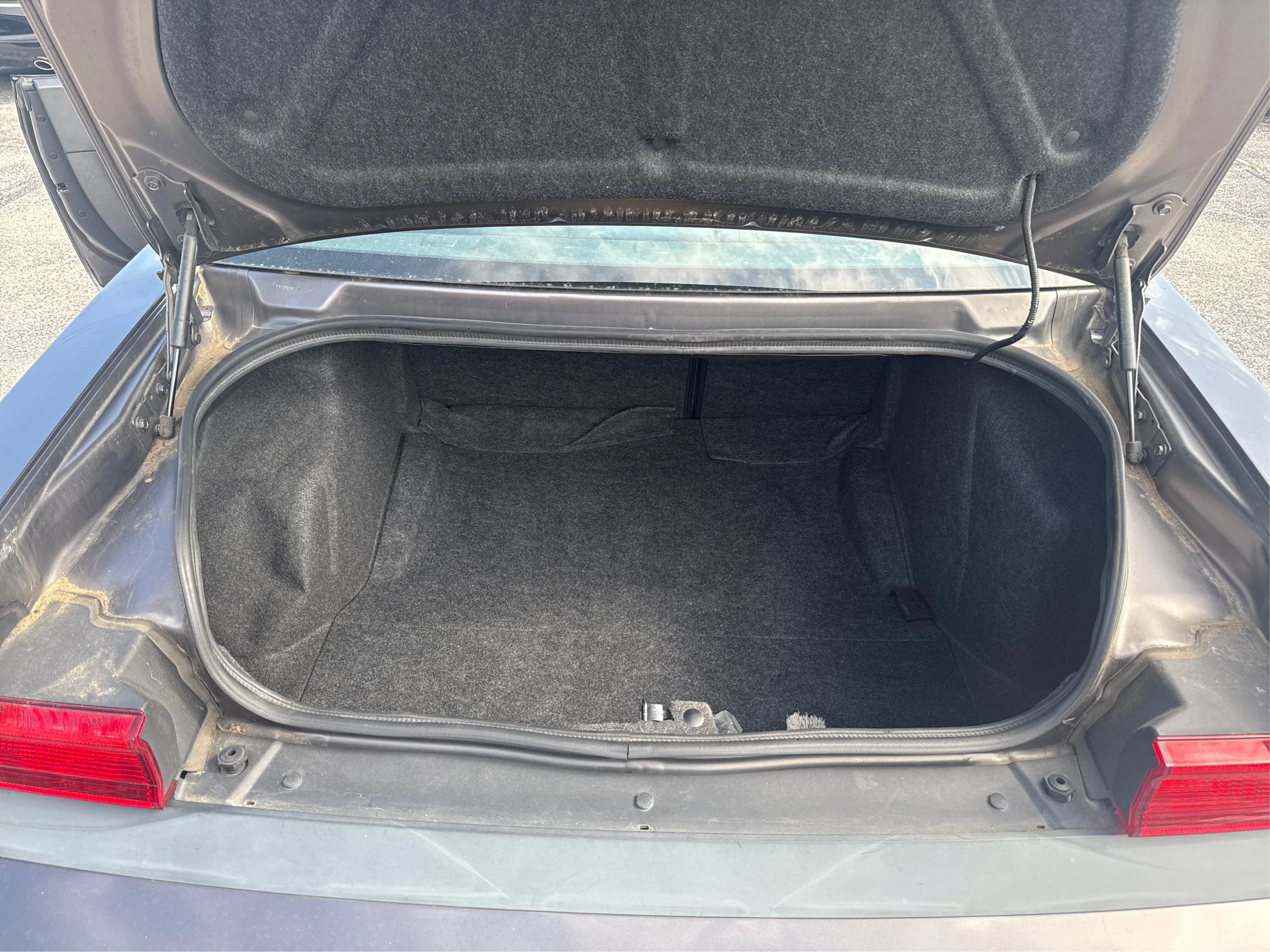 Used 2014 Gray Dodge SXT image 13