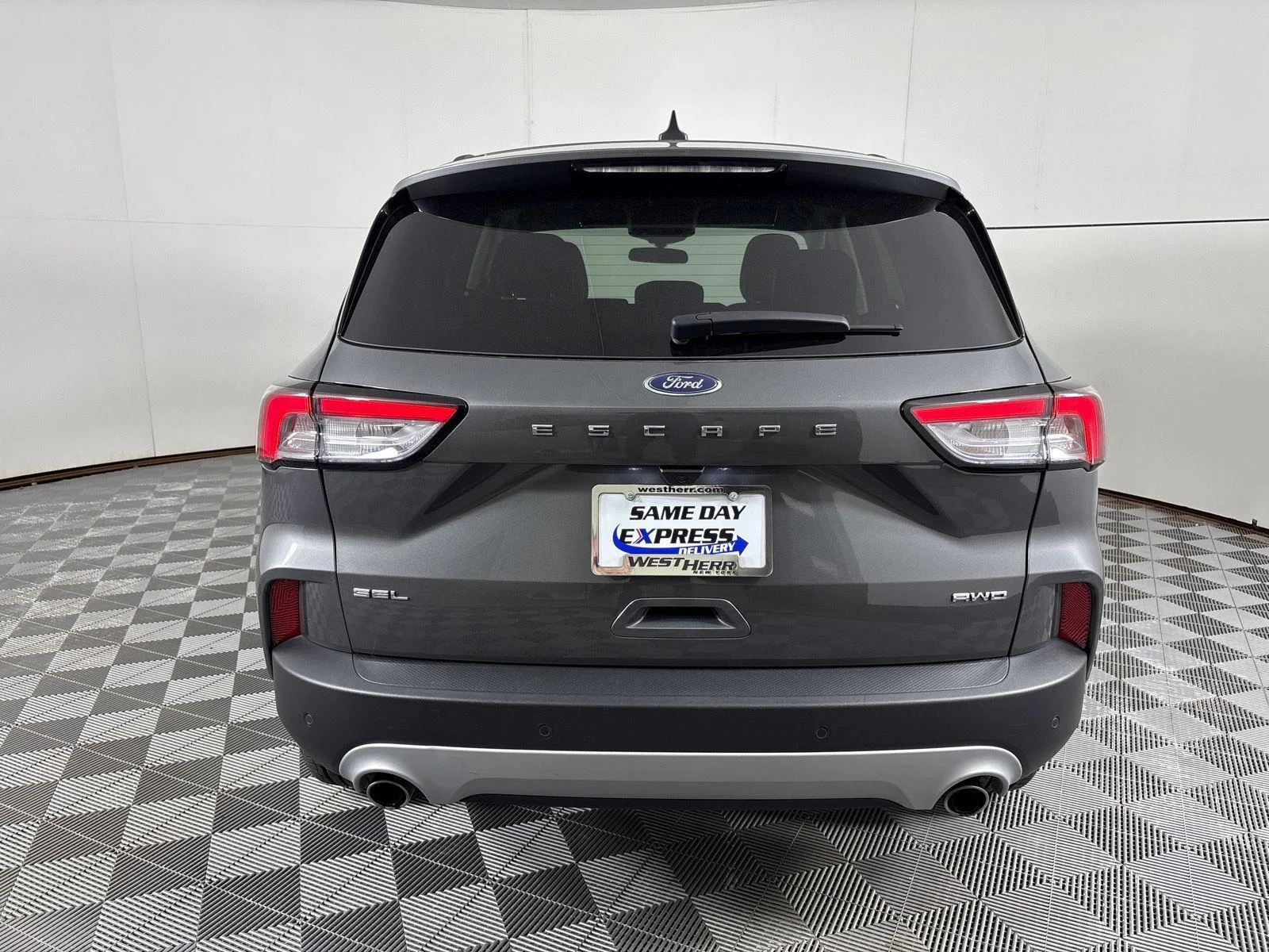 Used 2022 Gray Metallic Ford SEL image 17
