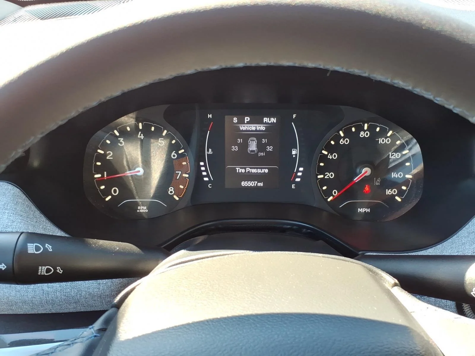 Used 2022 Velvet Red Pearlcoat Jeep Latitude image 13