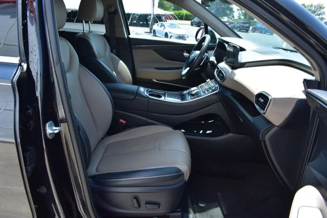 Used 2021 Black Hyundai Limited image 22