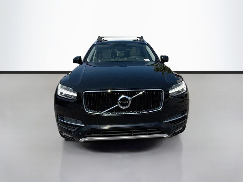 Used 2019 Black Volvo T5 Momentum image 2