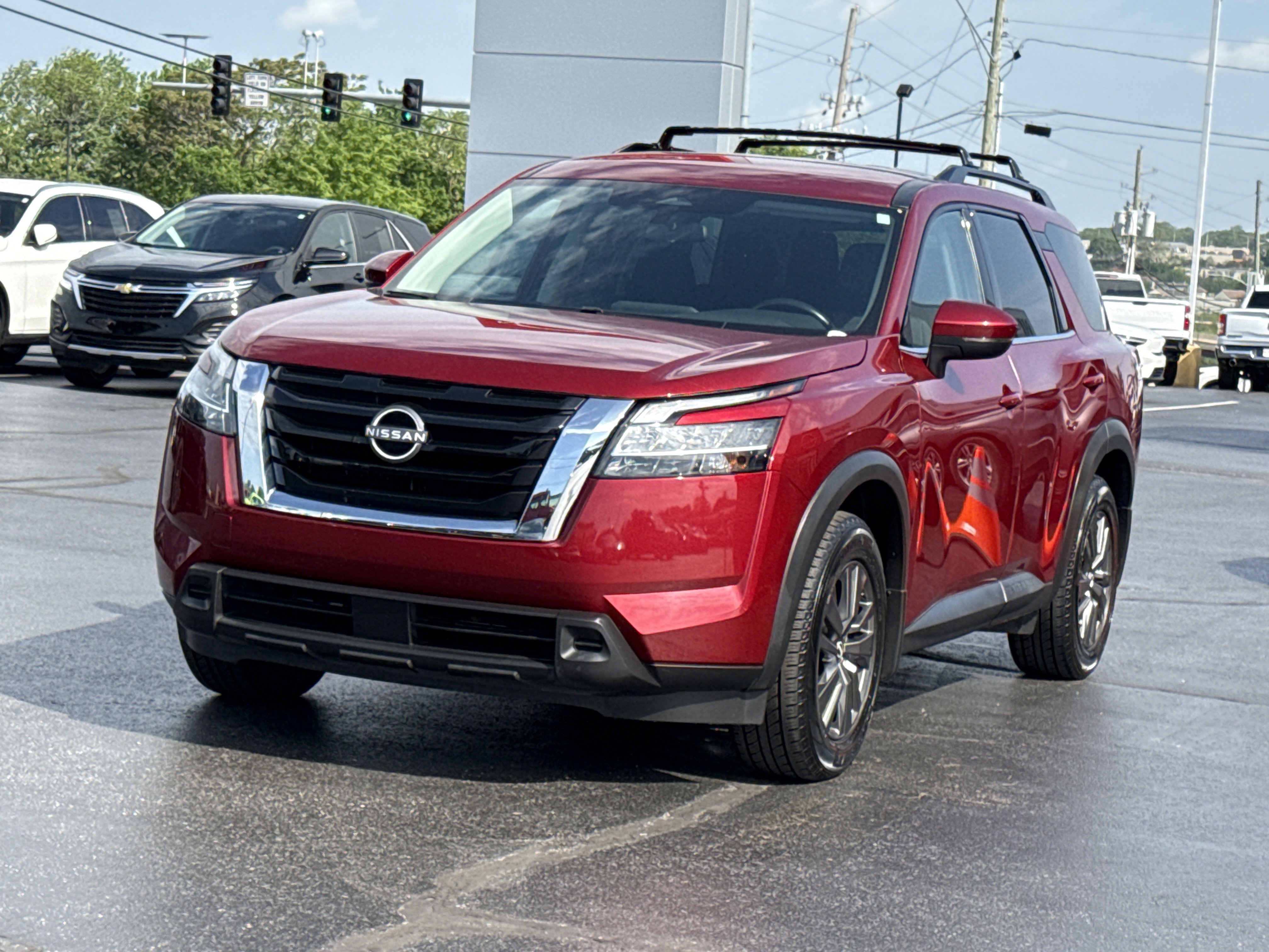 Certified Used 2022 Scarlet Ember Tintcoat Nissan SV image 14