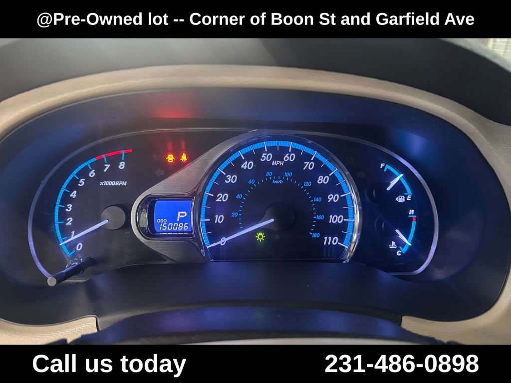 Used 2013 Green Toyota XLE image 21