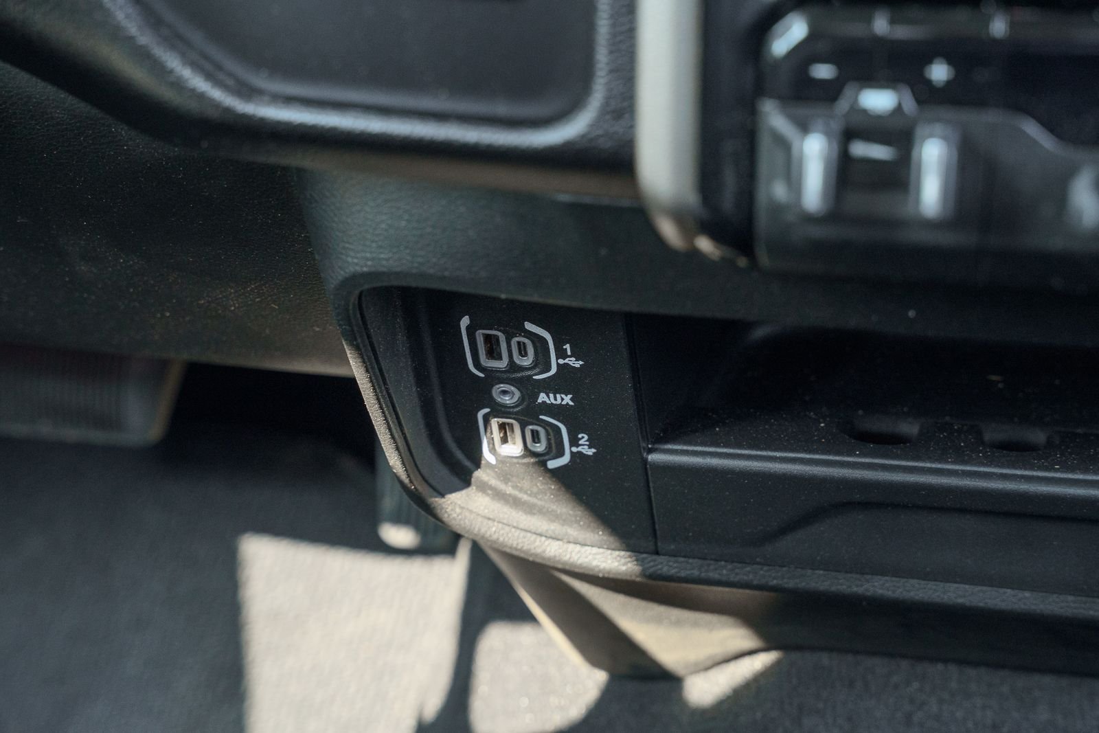 Certified Used 2024 Silver Ram Laramie image 32
