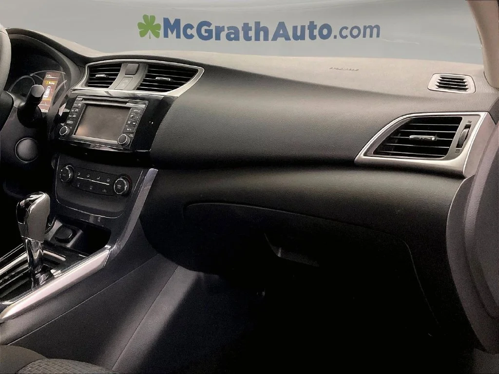 Used 2017 Silver Nissan SR image 21