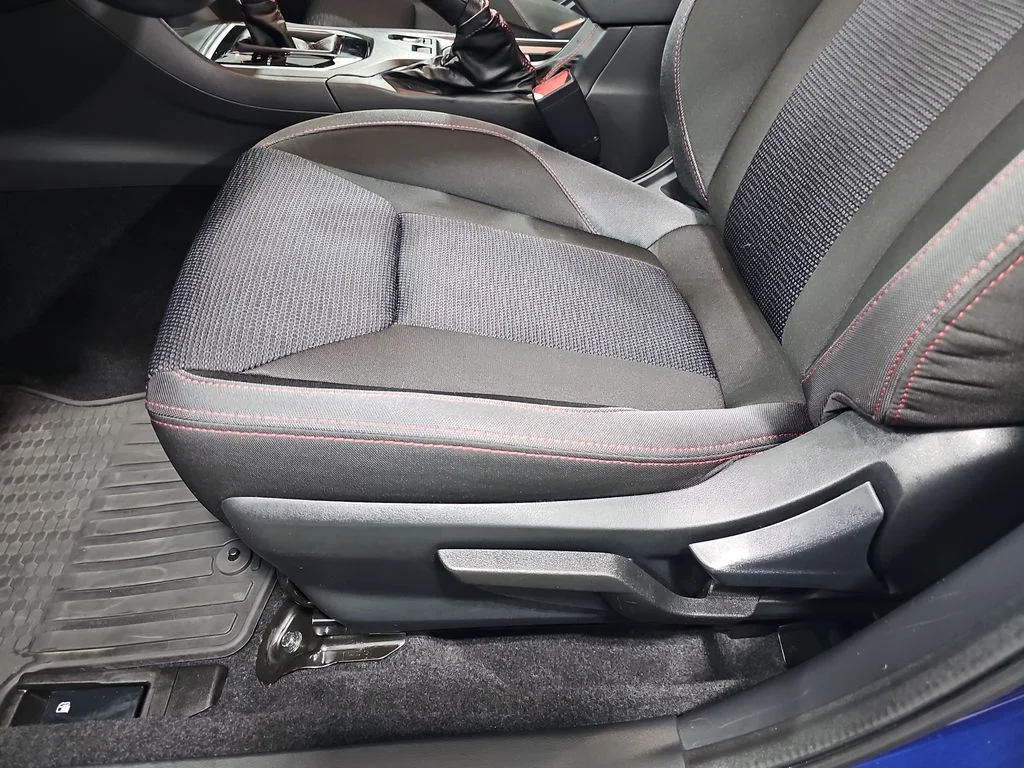 Used 2018 Blue Subaru 2.0i Sport image 30