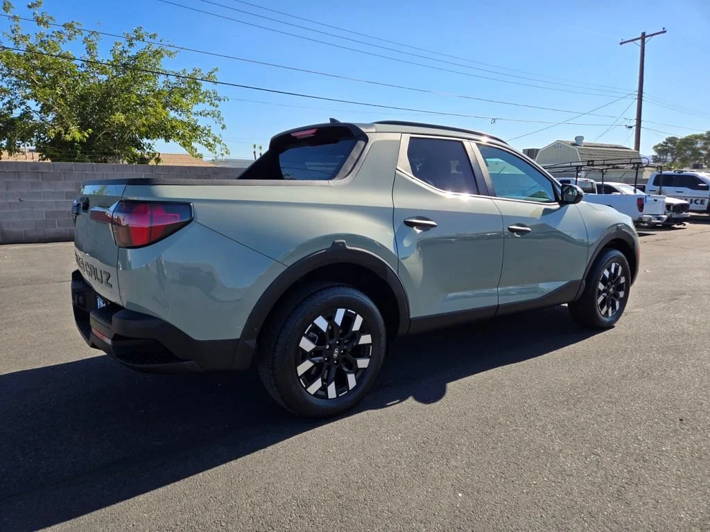 Used 2025 Sage Gray Hyundai SEL image 6