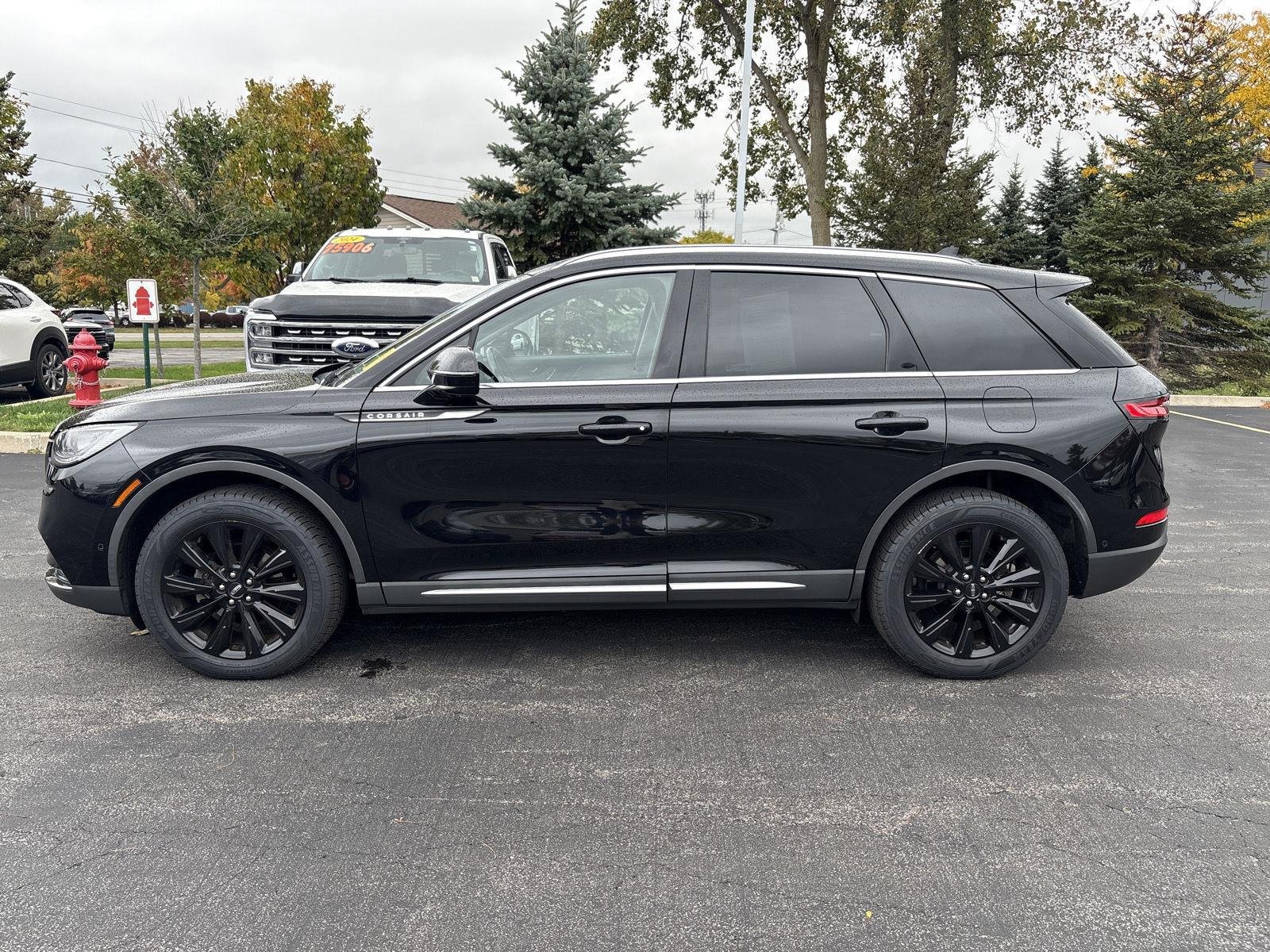 Used 2020 Infinite Black Lincoln Reserve image 5
