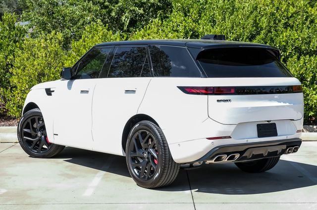Certified Used 2025 White Land Rover Autobiography image 13