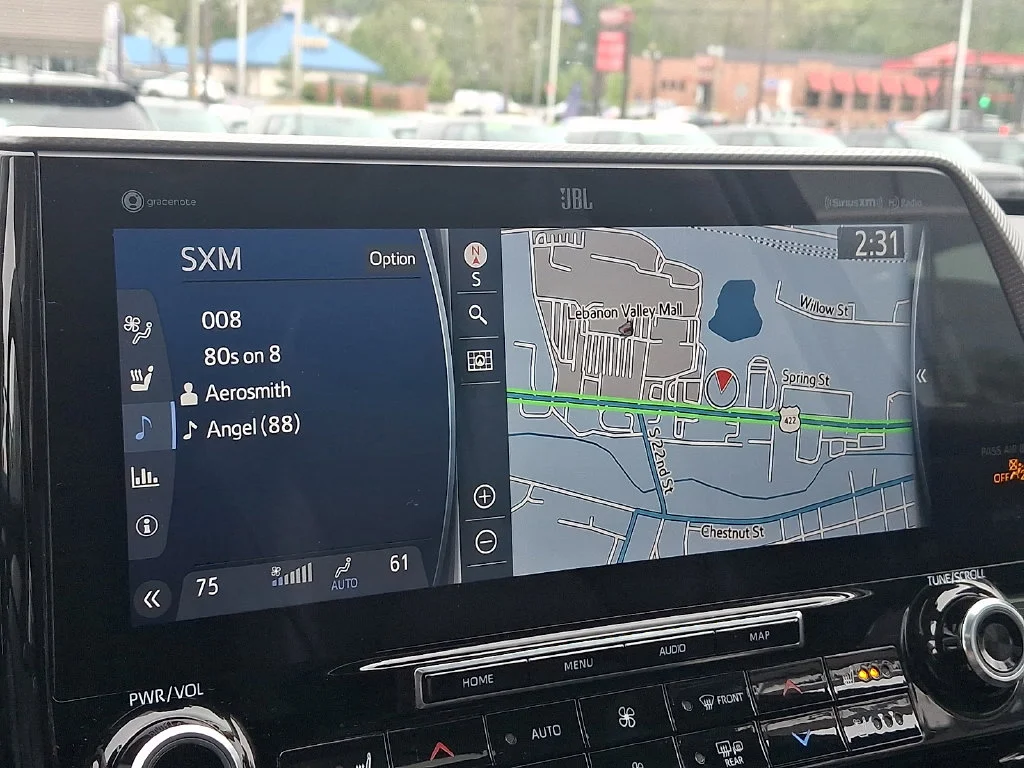 Used 2022  Toyota Platinum image 19