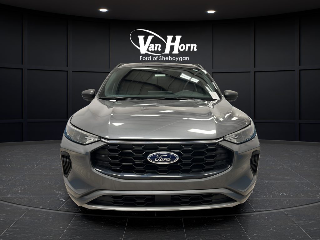 Used 2024 Carbonized Gray Metallic Ford ST-Line image 2